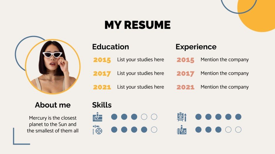 Photo Retoucher Portfolio Google Slides & PowerPoint